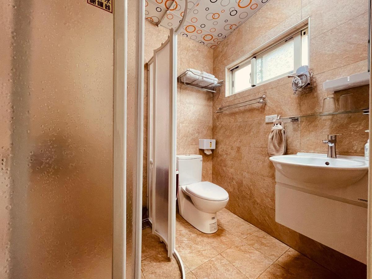 Zucuo Homestay Нанган Екстериор снимка